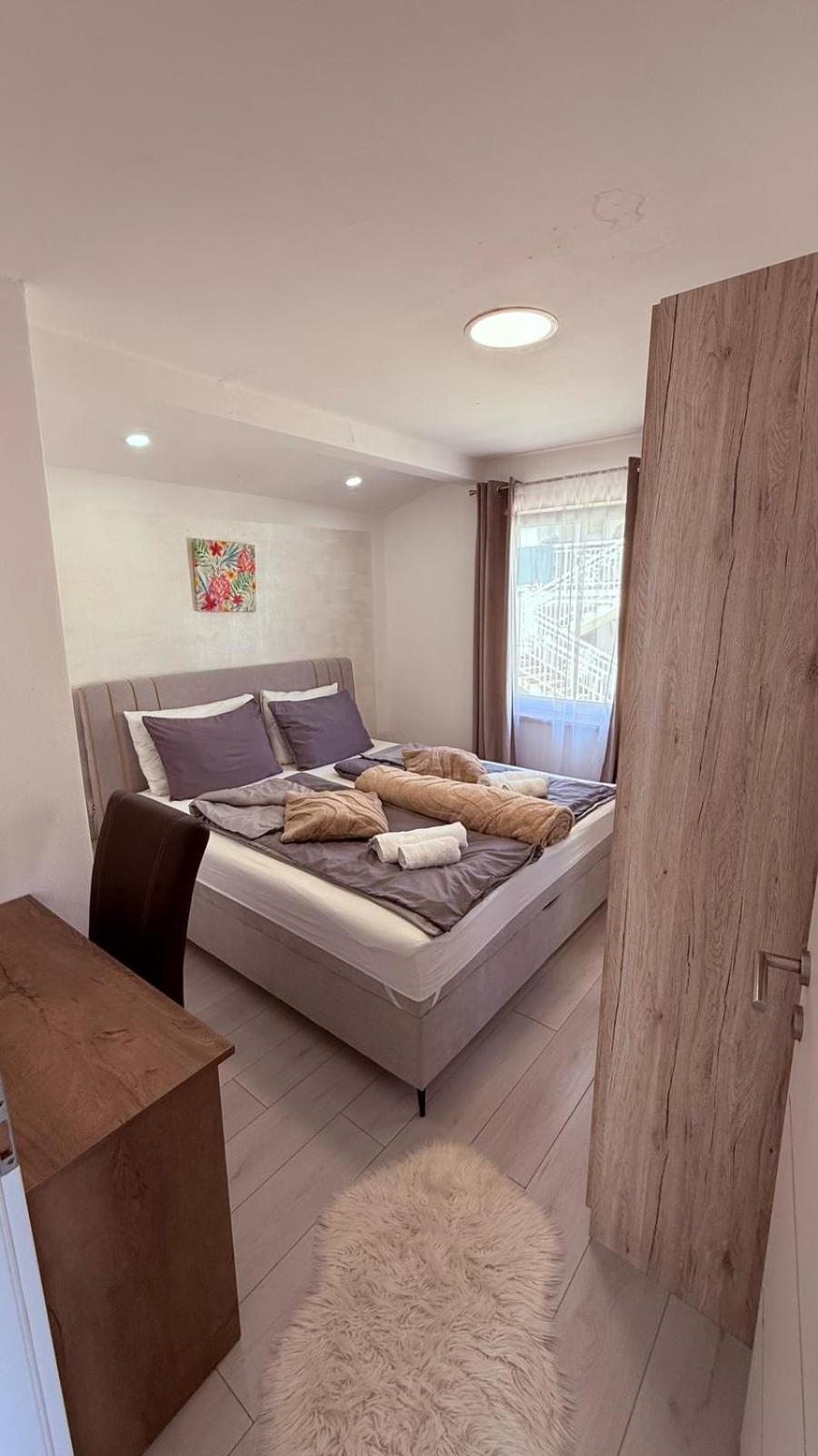 Neyra Villa Pula